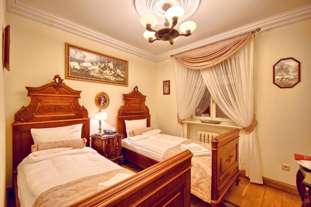 Palac Tlokinia Hotel Kaliszki Quarto foto